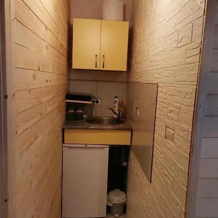 아파트 Seosko Domacintsvo Kod Cvela 크랄레보