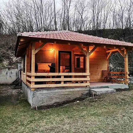 아파트 Seosko Domacintsvo Kod Cvela 크랄레보