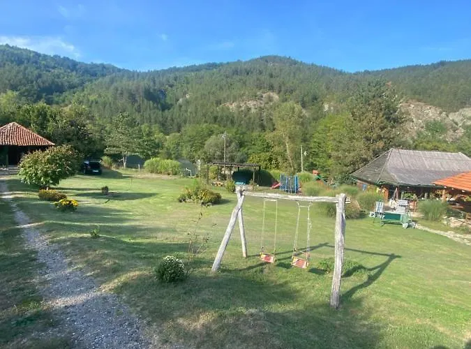 Seosko Domacintsvo Kod Cvela Lejlighed